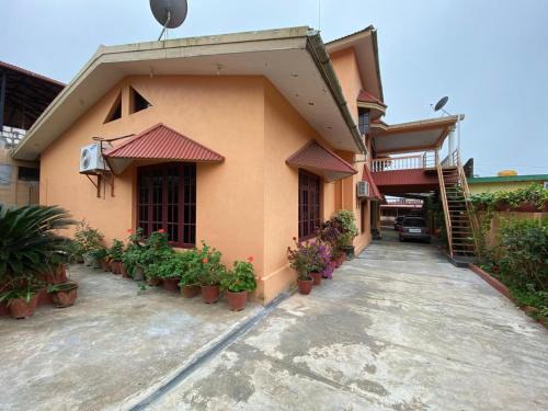 Virarajendrapet House | Casa Raihan