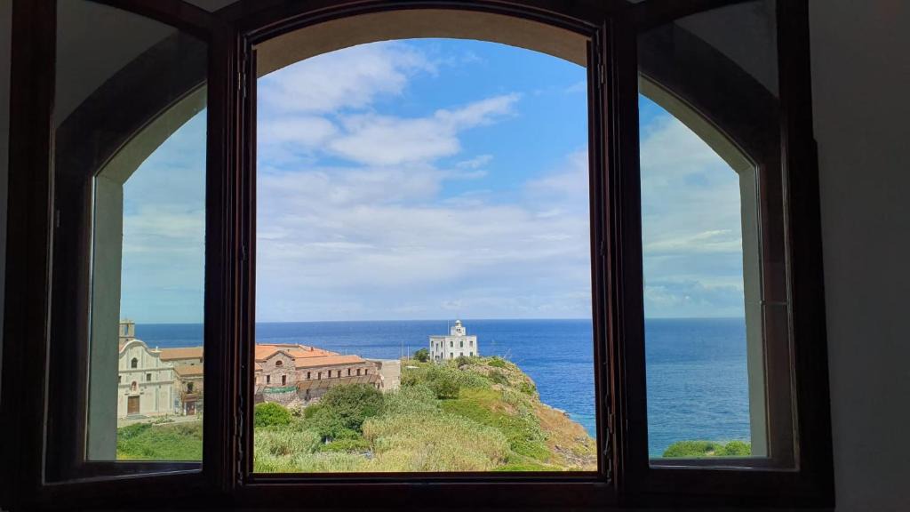 Capraia House | Casa Rais Dragut