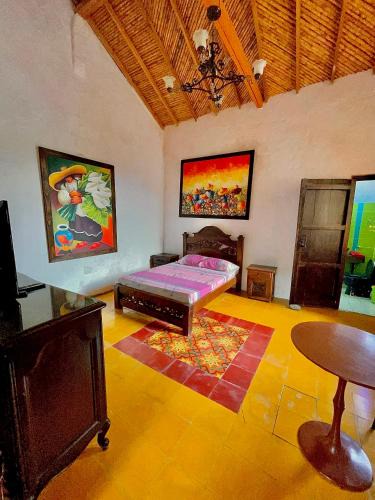 Sopetran House | Casa Real - Encanto Colonial