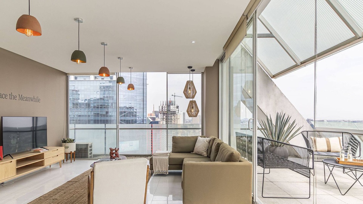 Downtown Mexico City Condo | Casa Reforma by Kukun
