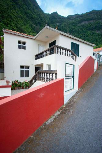 Arco de Sao Jorge House | Casa Reis