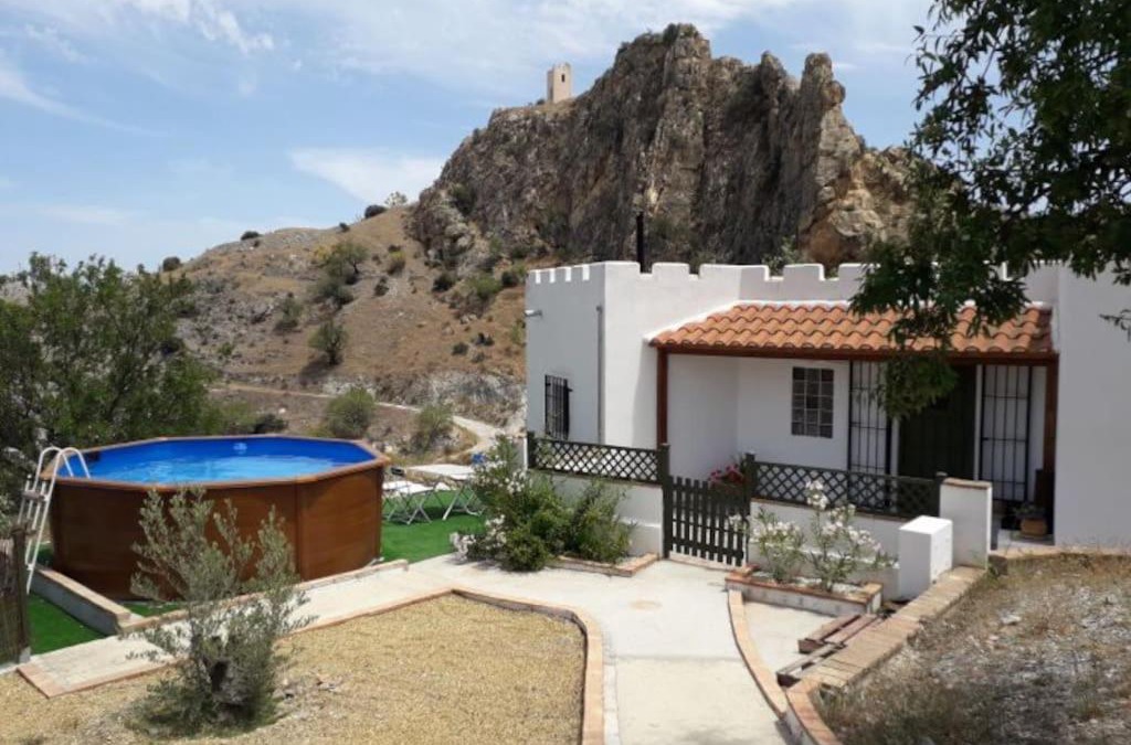 Lubrin House | Casa Rincon a detached two bed cottage