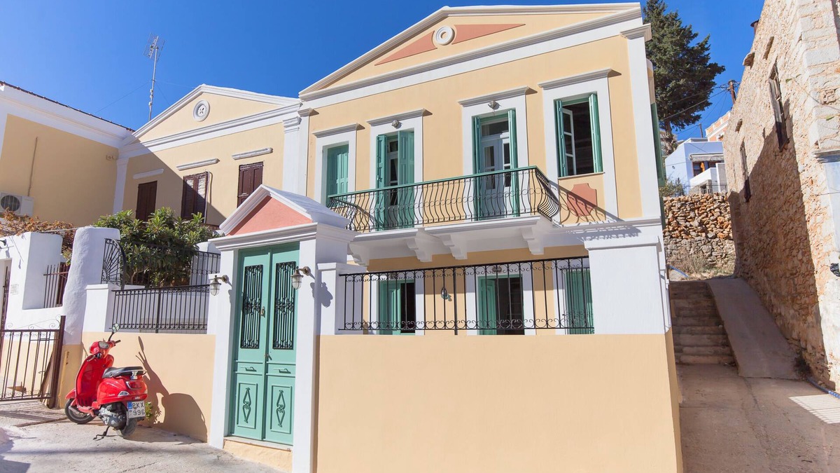 Symi Villa | Casa Rinio - Traditional Symi Mansion