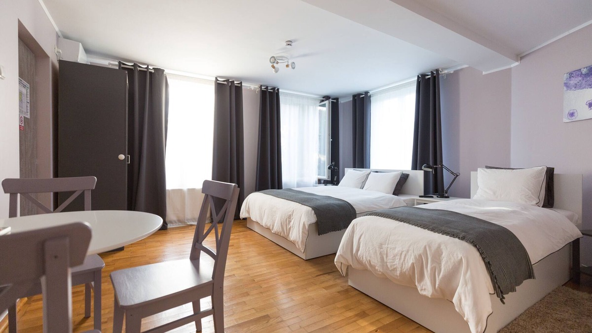 Tirgu Jiu House | Casa Ris