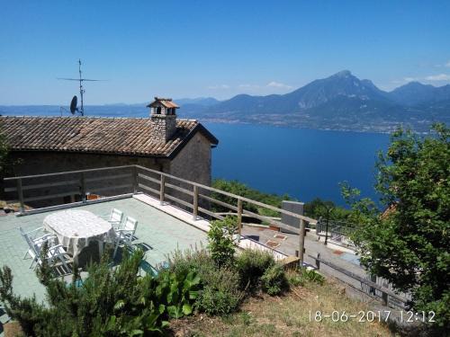 San Zeno di Montagna Ski Chalet | Casa Rita