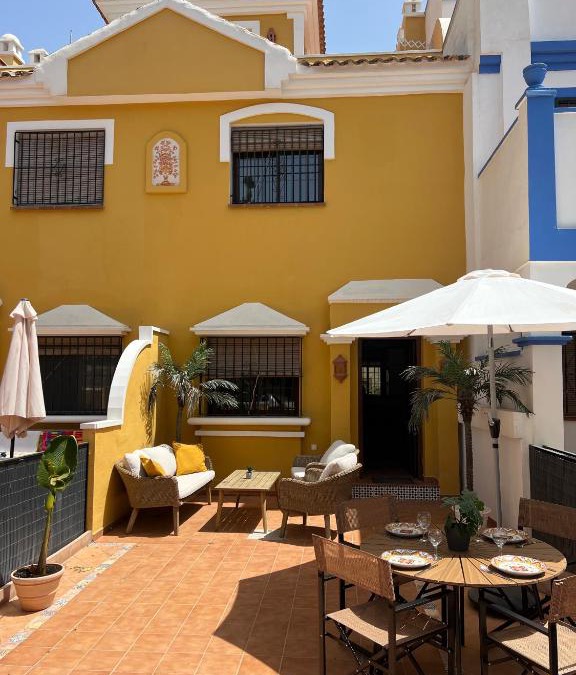 Roda House | Casa Rodasa - 2 bedrooms, roof terrace, Airco, Front-terrace, Back-Patio, communal pool, etc