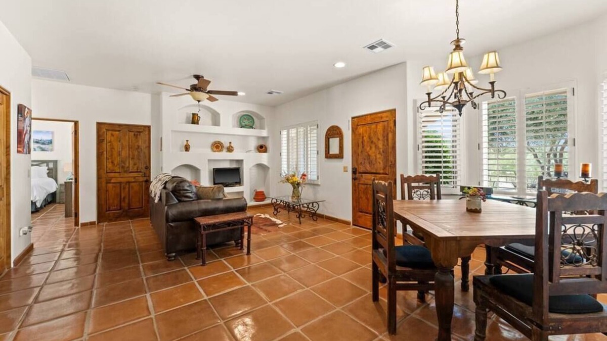 Wickenburg Villa | Casa RODEO a Luxury Casita near downtown, w/horse corrals