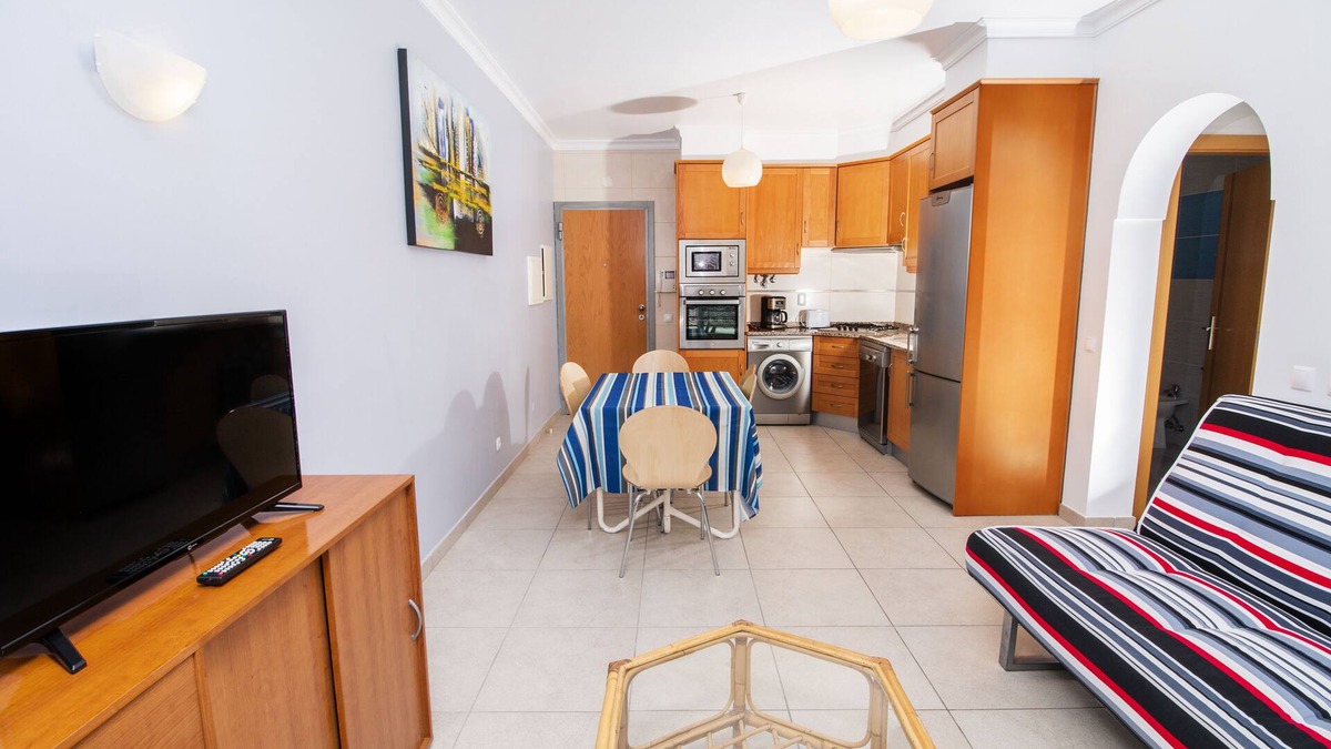 Fuseta Apartment | Casa Roland - AL (Official Local Lodging)