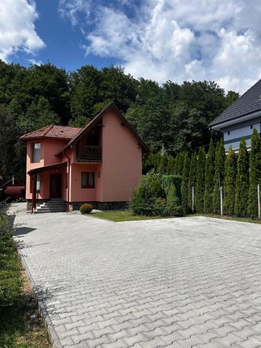 Sovata House | Casa Roland
