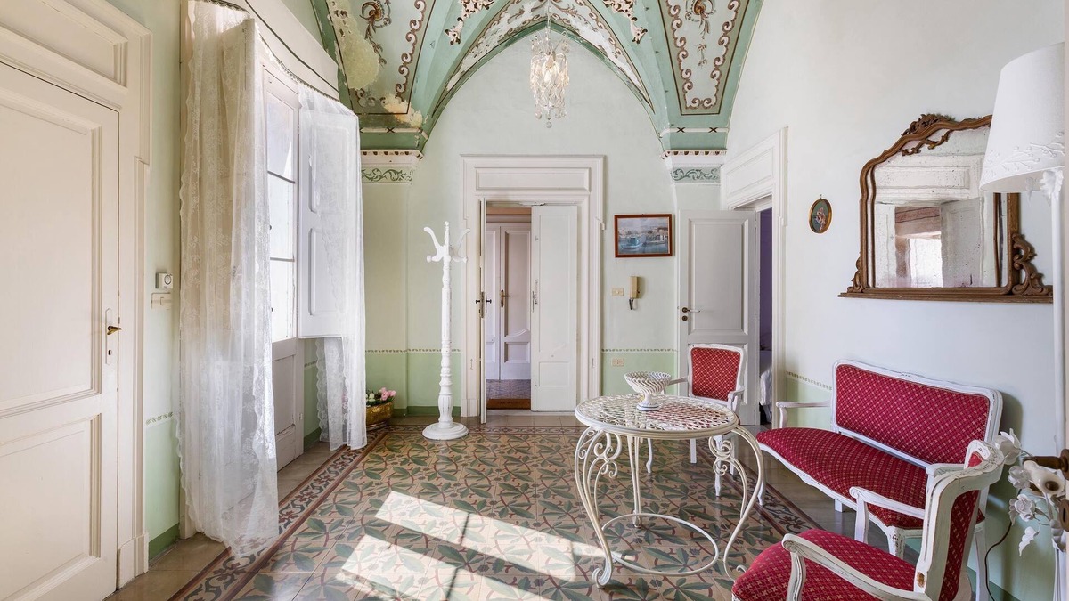 Sava Apartment | Casa Romantica by BarbarHouse