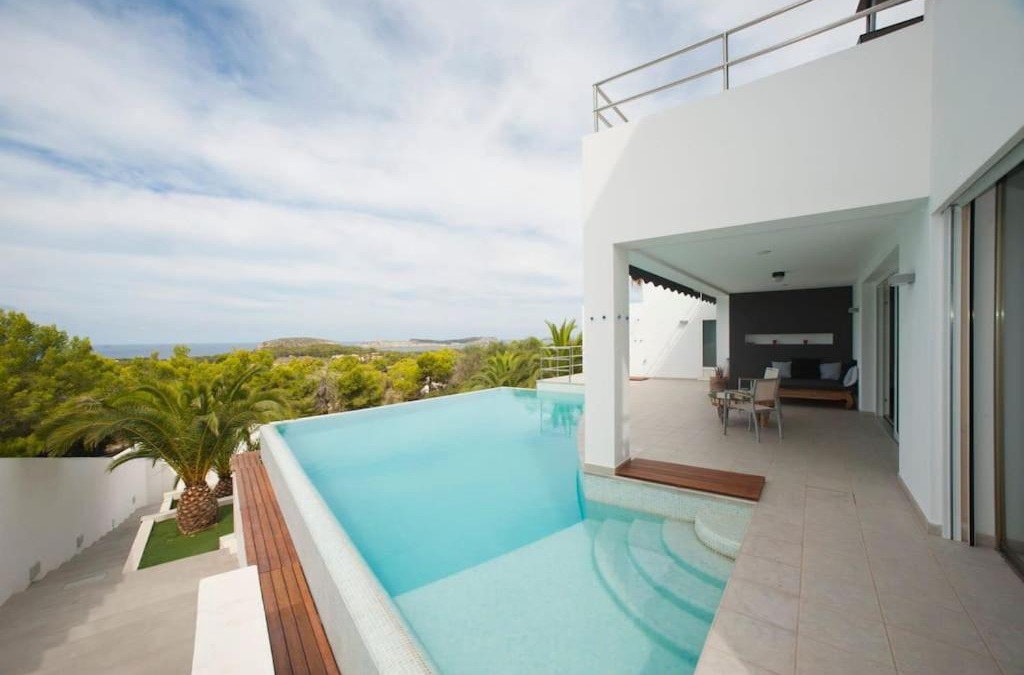 Cala Comte Villa | Casa Rosa de los Vientos, al lado de la playa