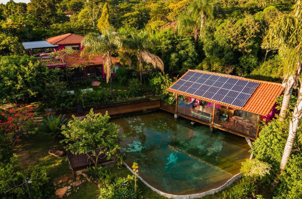 Brasilia House | Casa Rosa - Terra Dourada, Paraíso na Natureza, piscina natural, Wi-Fi