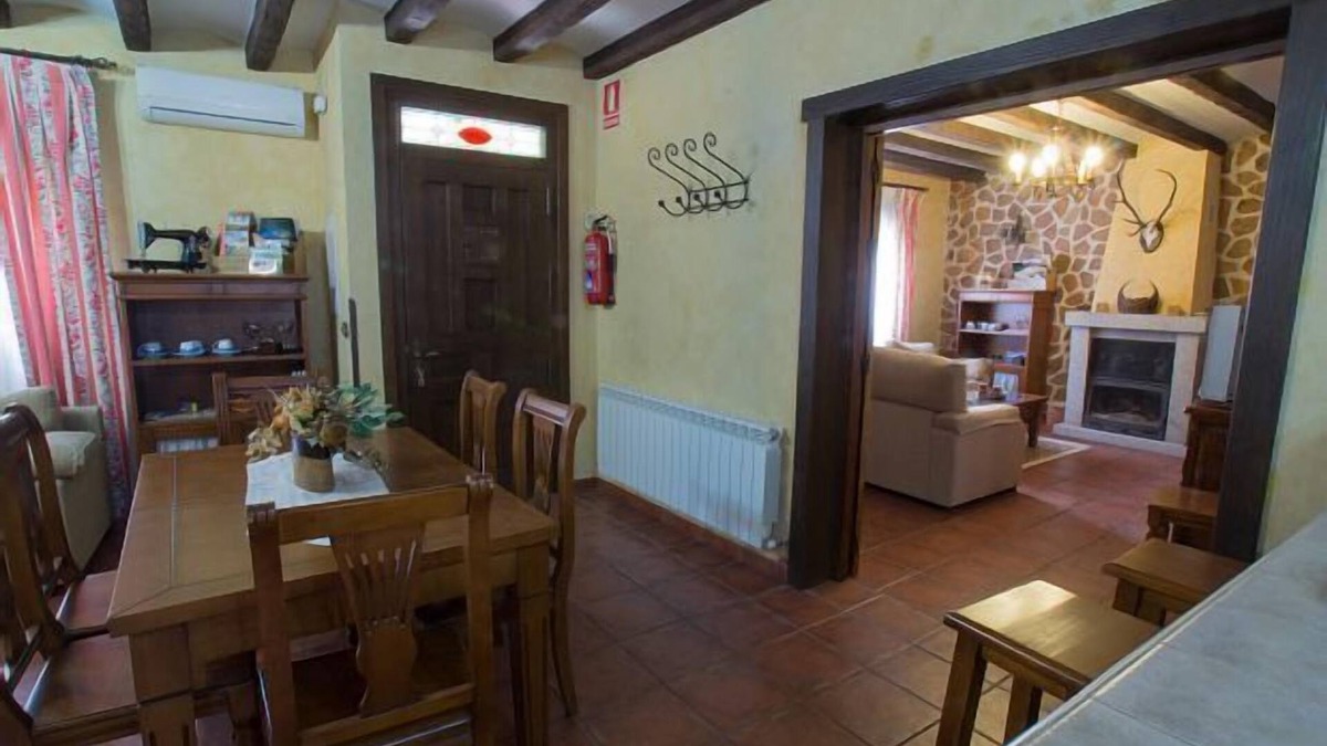 San Pablo de los Montes Cottage | Casa Rural Cristina I, II and III for 4 people