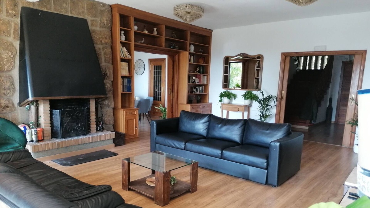 Las Navas Del Marques House | Casa Rural Mauri **** for 16 people