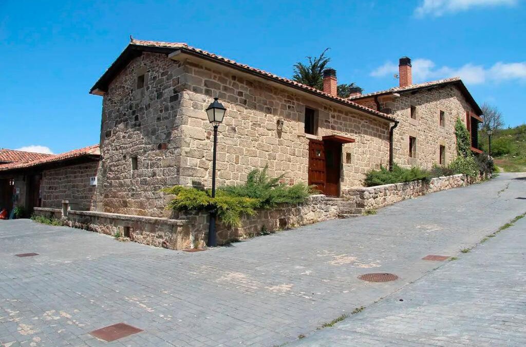 Castrillo de Valdelomar Villa | Casa Rural Montaña Palentina