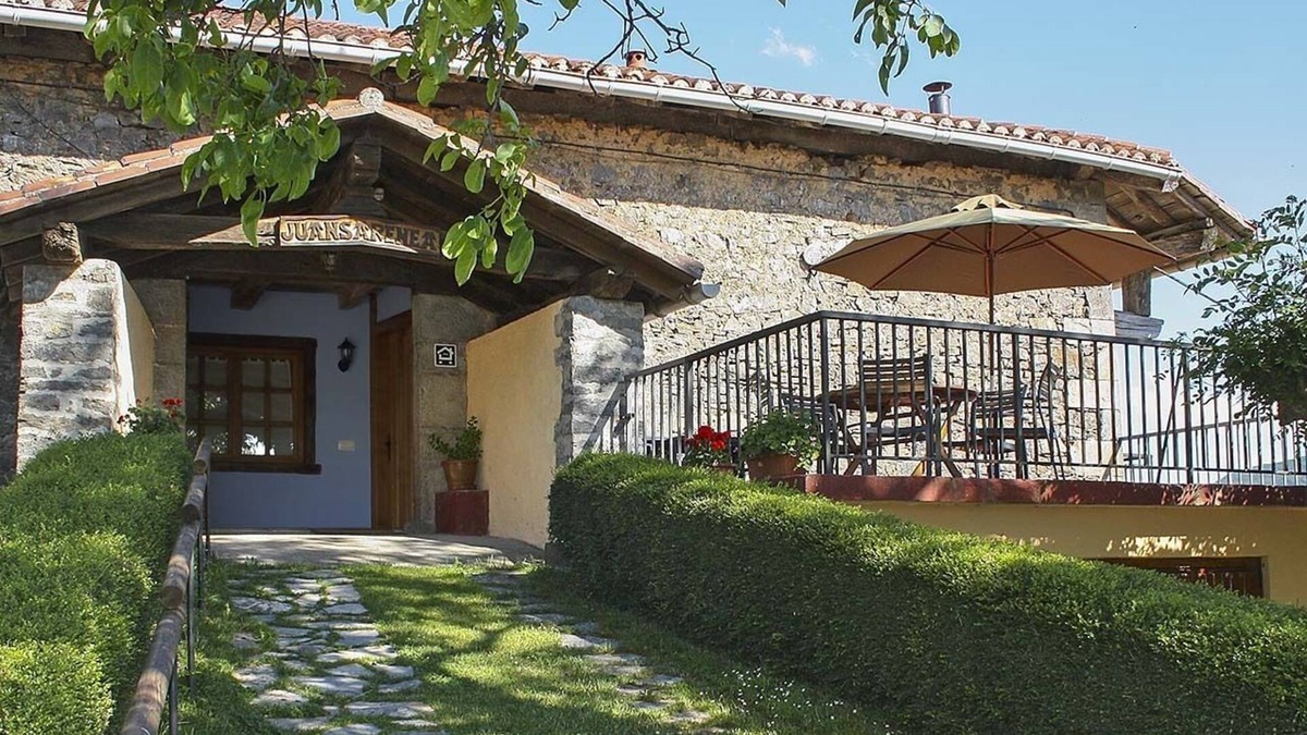 Larraun House | Casa Rural Acogedora