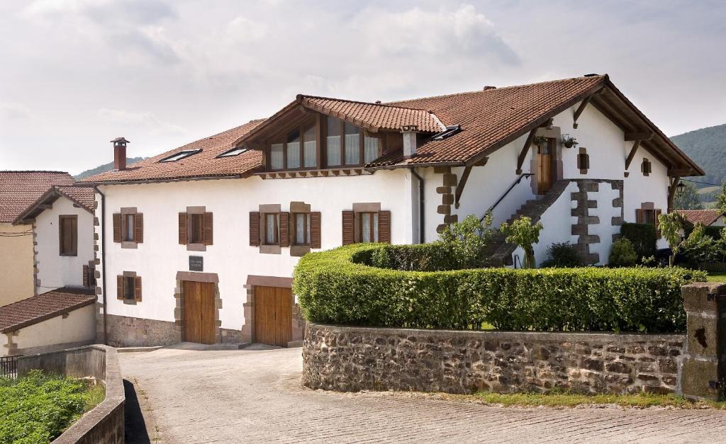 Ultzama House | Casa rural ALBIRENA