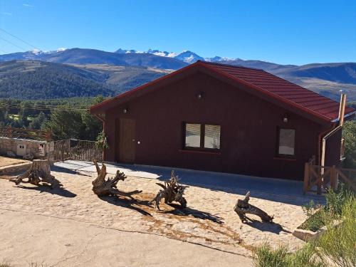 Hoyos del Espino Ski Chalet | Casa Rural Alta Ladera