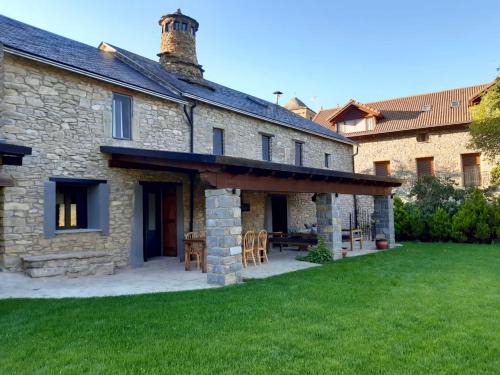 Borrastre Ski Chalet | Casa Rural Aracanciás