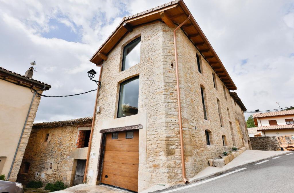 Ibiricu de Yerri House | Casa Rural Atabe Etxea