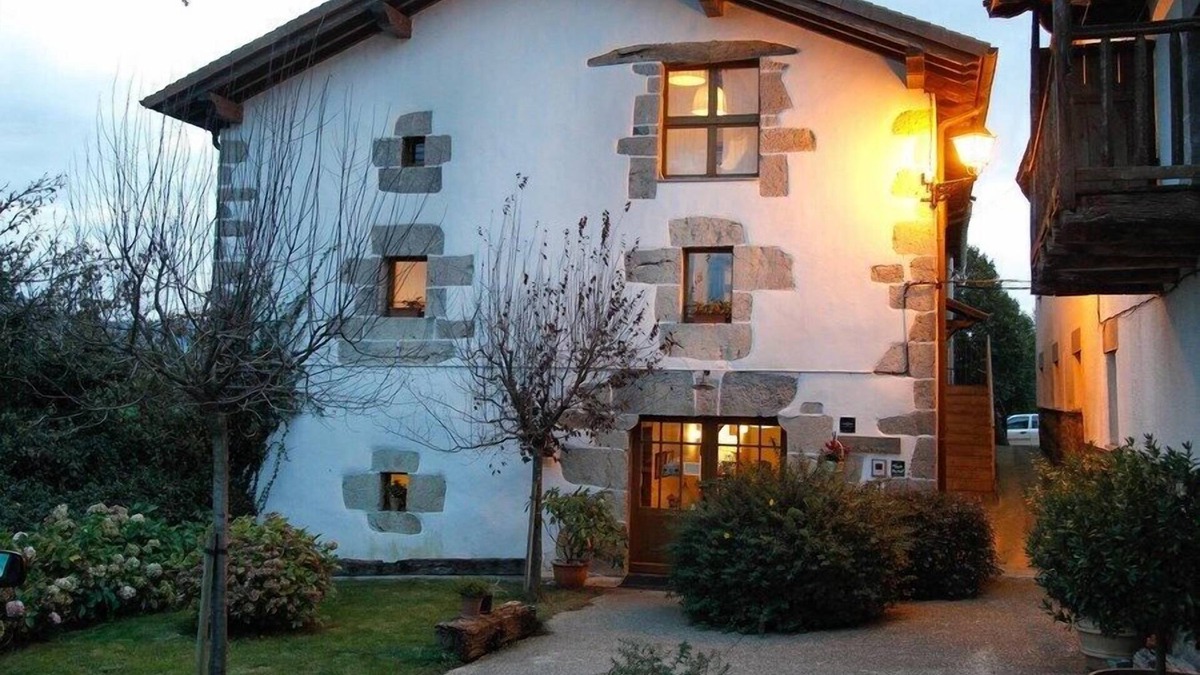 Etxarri House | Casa Rural Azpikoetxea