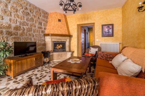 Canicosa de la Sierra House | Casa Rural Bocanegra