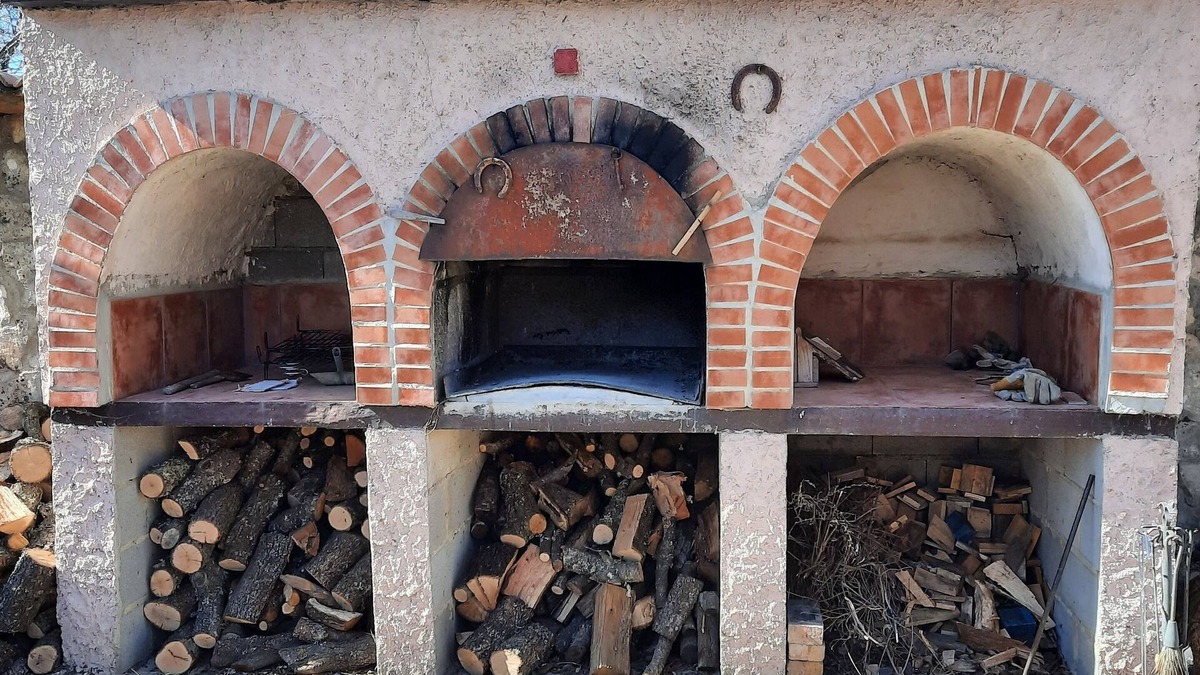 Las Cuerlas Cottage | Casa Rural con Piscina Municipal a 29km del Monasterio de Piedra