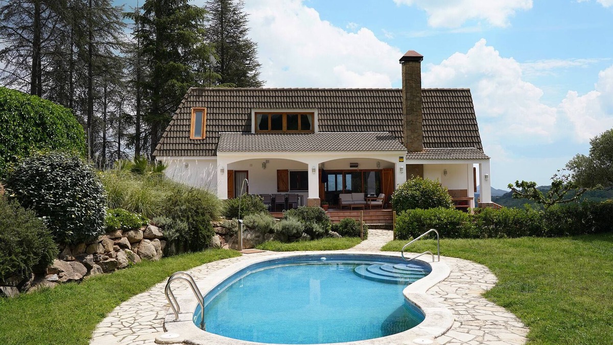 Arbucies Cottage | Casa Rural con Vistas a la Montaña del Montseny
