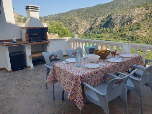 Ayna House | Casa Rural El Lobo