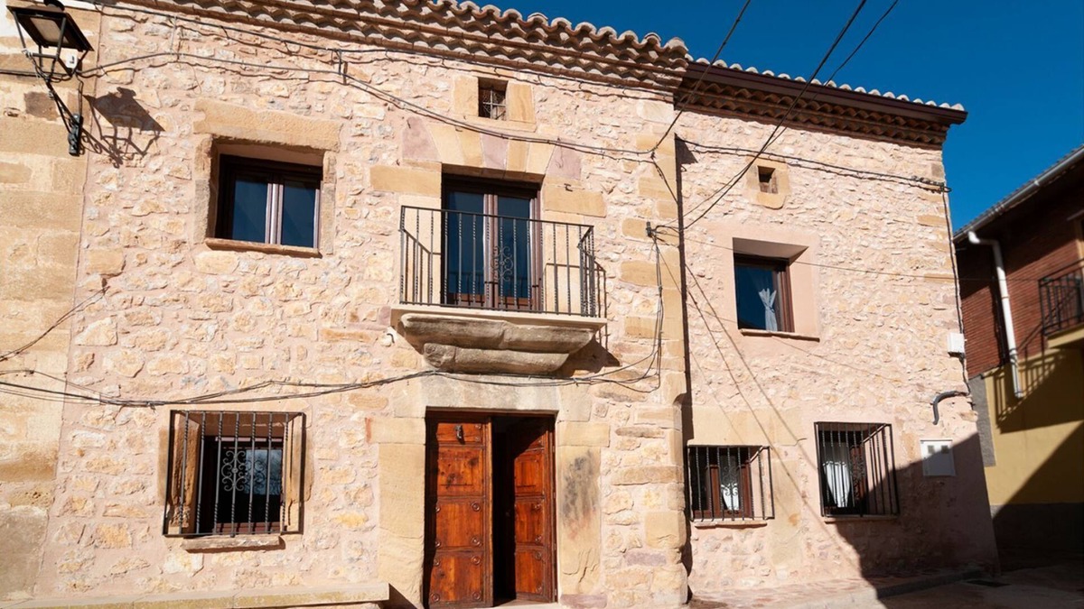 Campillo de Duenas Cottage | Casa Rural - la Casa el Cura