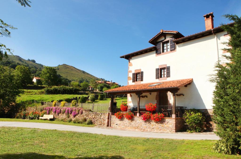 Zuaztoi de Azpilkueta House | Casa Rural Gananea