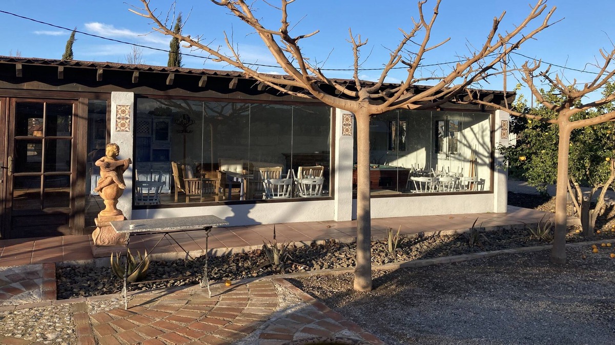 Benissanet House | Casa Rural L'illa DE Benissanet