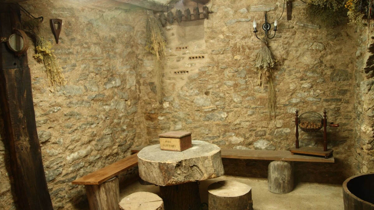 Arguedas House | Casa rural La Bardena Blanca II