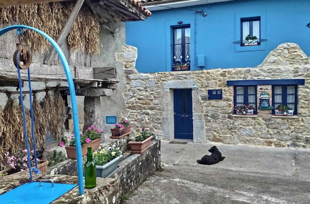 Luces House | Casa rural La Mar de Les Lluces d'Ítaca - Asturias
