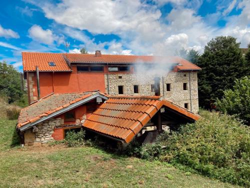 Valle De Valdebezana House | Casa Rural Molino de Luna