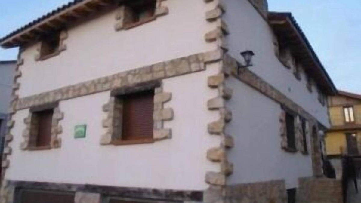 Orea Cottage | Casa Rural Pablo for 14 people