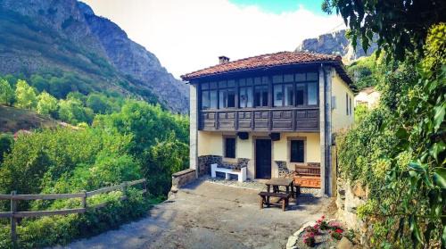 Oseja de Sajambre House | Casa Rural Ribota!