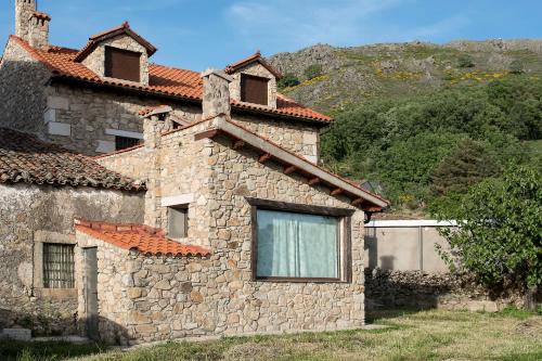Cabezabellosa House | Casa Rural Romanejo