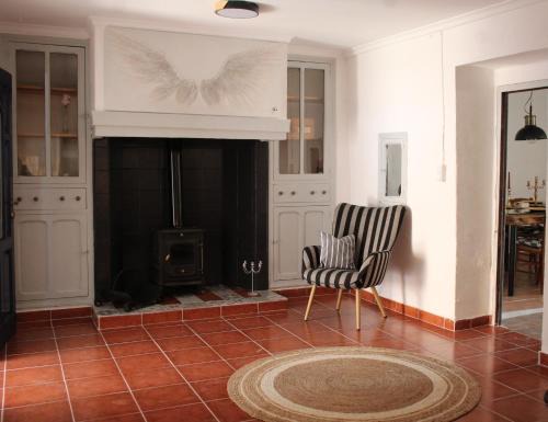 Zarra House | Casa rustica y tranquila en Zarra
