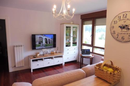 Iruz Apartment | Casa Santolaya
