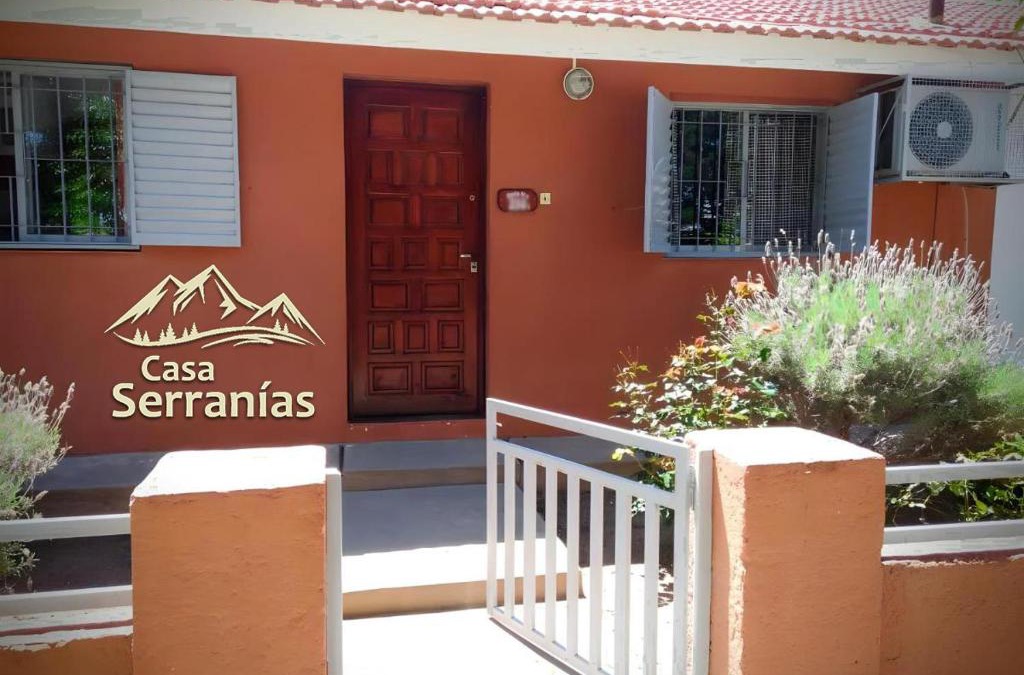 Villa Larca House | Casa Serranías