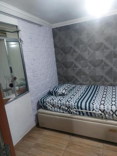 Jardim Industrial 1a Secao Apartment | Casa simples e aconchegante/Banho quente