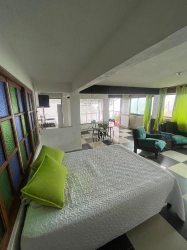 San Antonio del Tequendama Apartment | Casa sobre la roca
