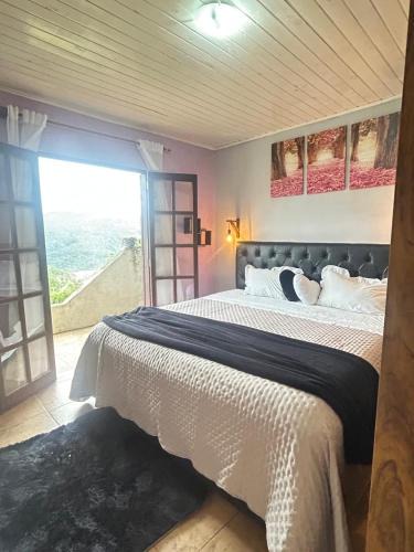 Agua Santa House | Casa Sobre as Nuvens - Ideal para Casal ou Família