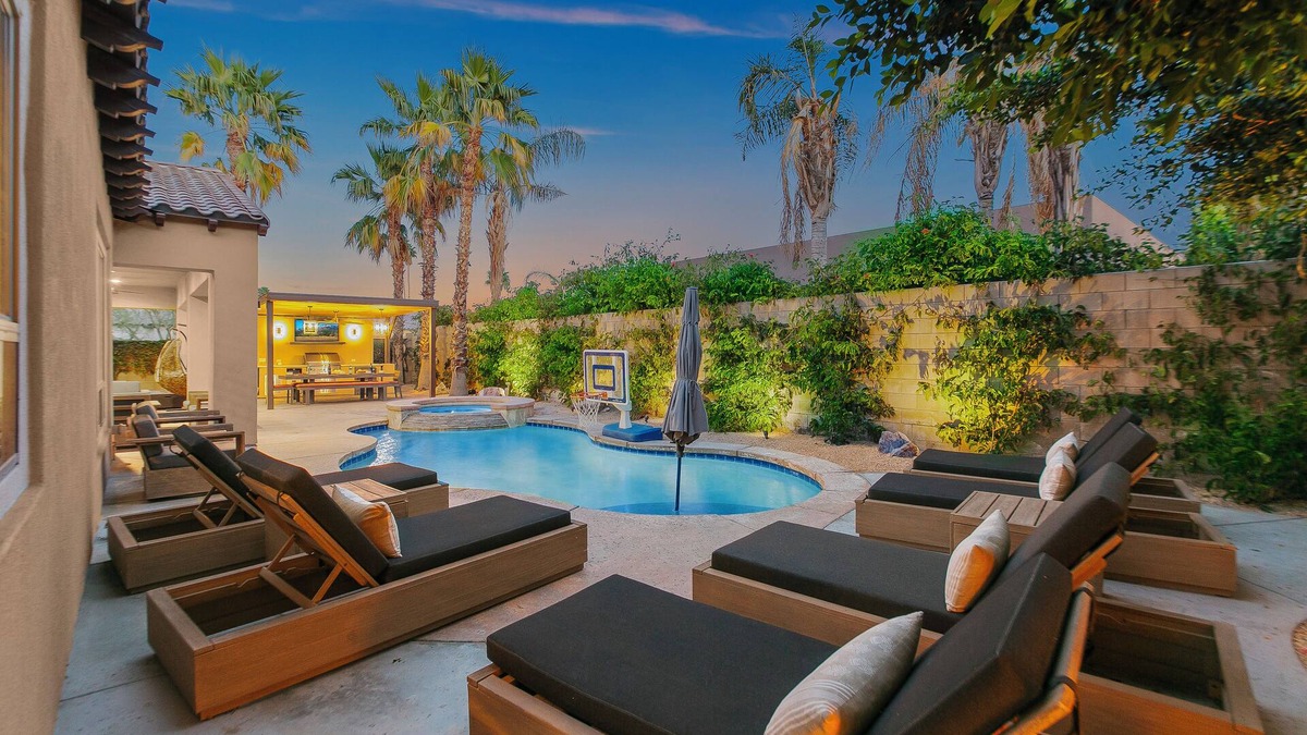 Indio House | Casa Solara 5BR Pool+Games