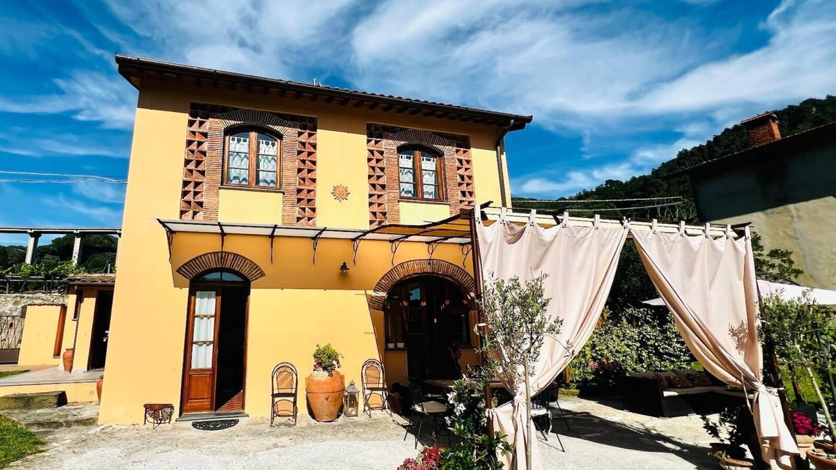 Massarosa House | Casa Sole in Massarosa,Pool,garden, barbecue,Air conditioning, near the village.