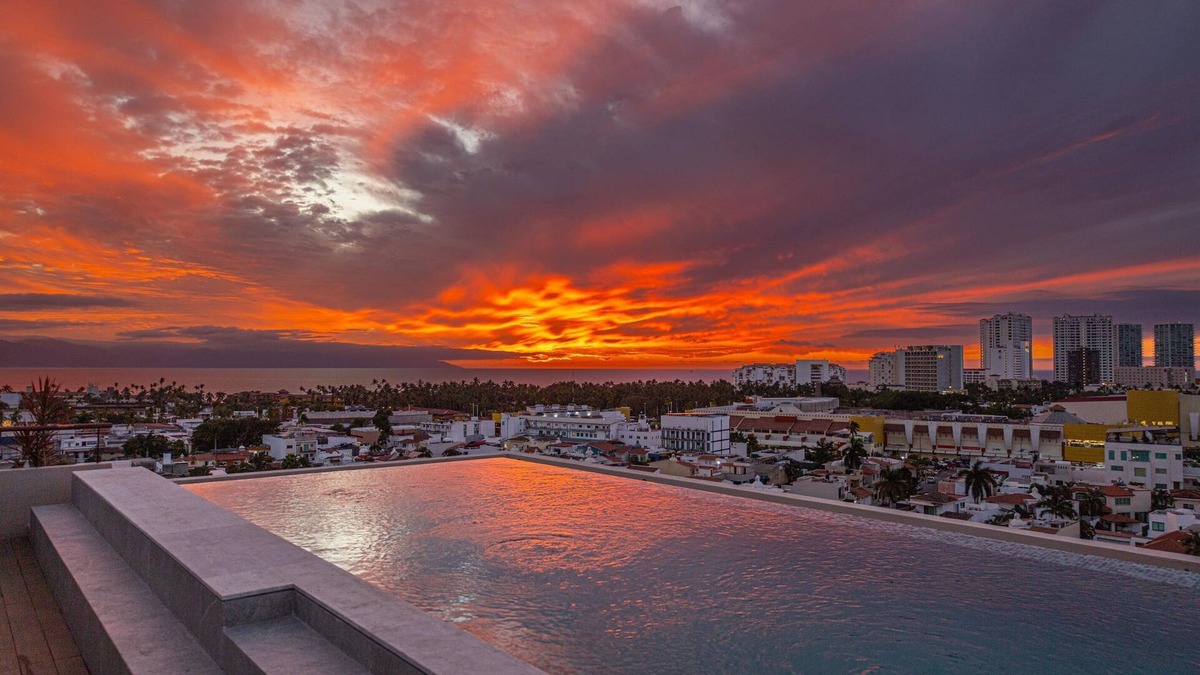 Fluvial Vallarta Condo | Casa Stephano - New Luxe Condo in Versalles. The Hidden Gem of Puerto Vallarta!