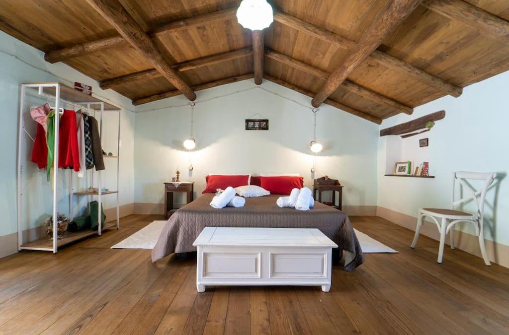 Austis House | Casa storica Austis, Sardegna