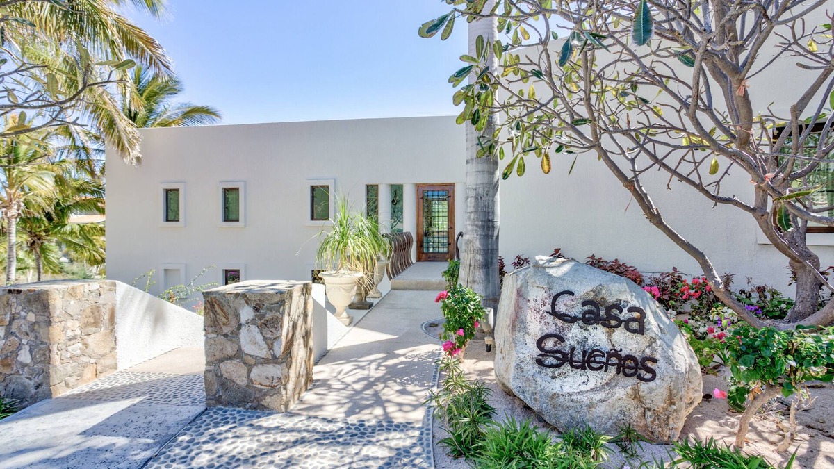 Ensenada Los Muertos Villa | Casa Sueños: Oceanfront luxurious 5 beds 4 bathrooms villa