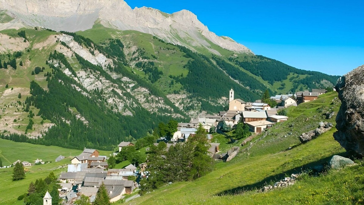 Molines-en-Queyras Bed & Breakfast | CASA-Suite La Bohème pour 5 personnes